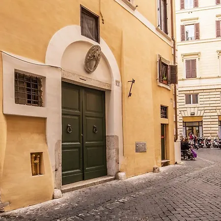 - Via Del Monte Della Farina Lejlighed Rom