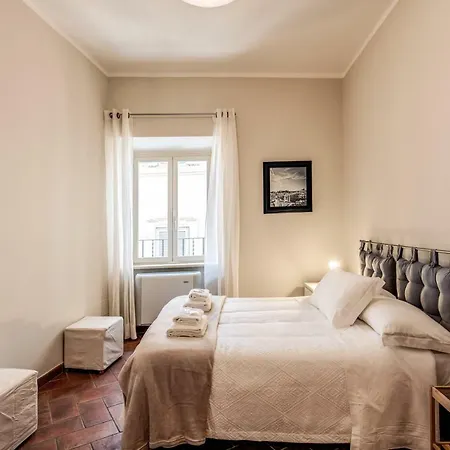 - Via Del Monte Della Farina Apartamento