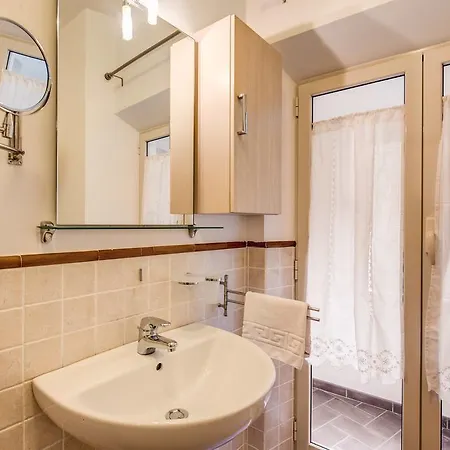 Via Del Monte Della Farina Roma