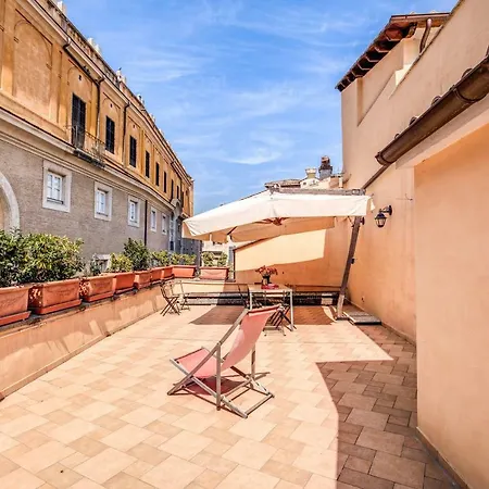 Via Del Monte Della Farina *