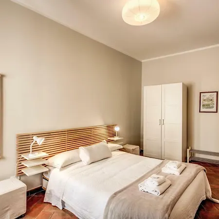 Apartment Appartamenti - Via Del Monte Della Farina Rome