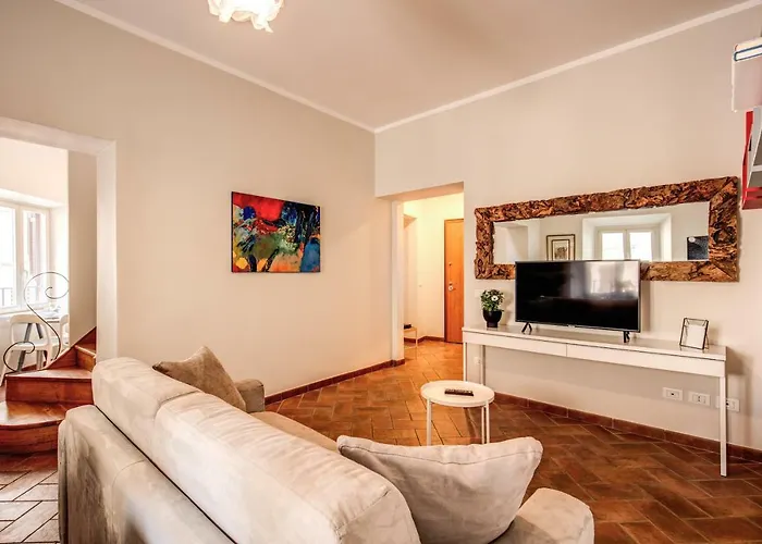 - Via Del Monte Della Farina *