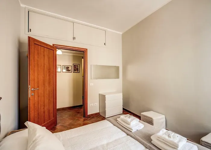 - Via Del Monte Della Farina * Rome