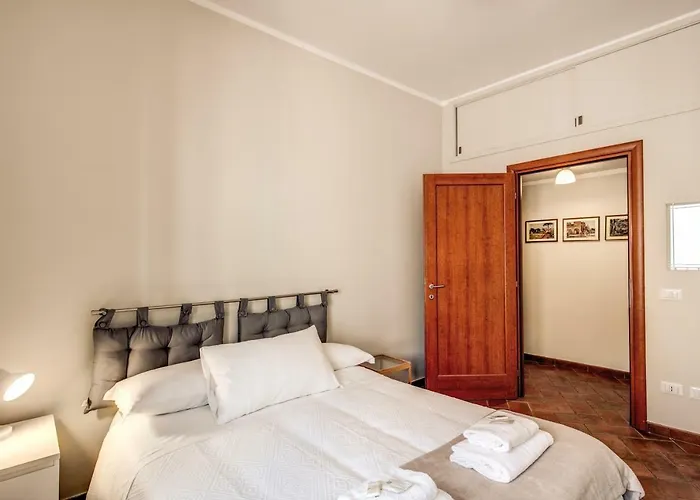 Appartement - Via Del Monte Della Farina Rome